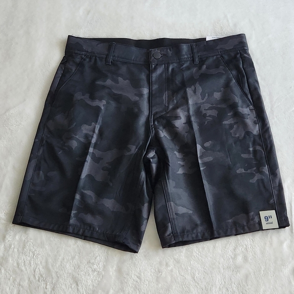 🩳 George Men’s Black Camo Commuter Shorts – Size 34, NWT, Moisture-Wicking - Picture 1 of 13